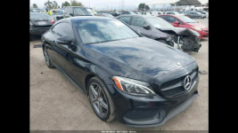 Mercedes C 300 4Matic / pakiet AMG / niski przebieg