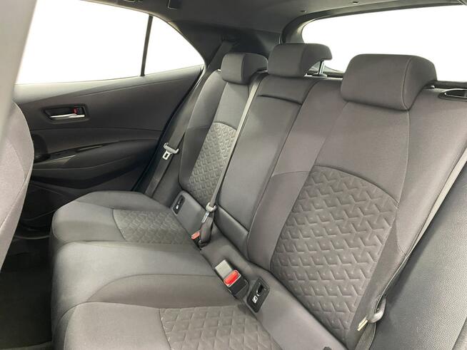 Toyota Corolla 1.2 T Comfort Hatchback Warszawa - zdjęcie 12