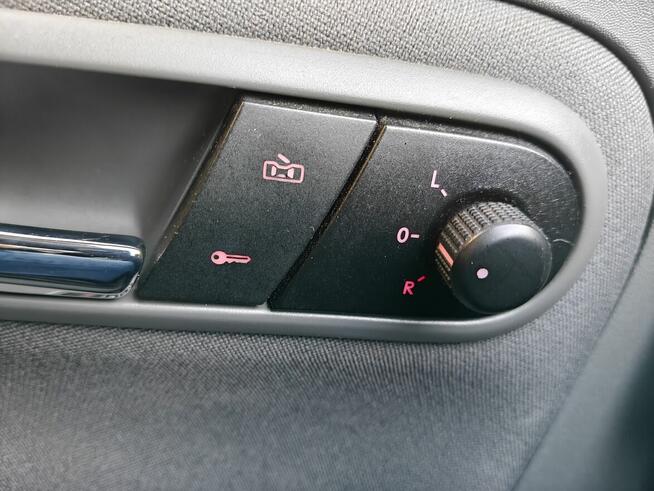 SEAT CORDOBA, 1 właściciel, tylko 95 tys przebiegu. Bezwypad Konin - zdjęcie 7