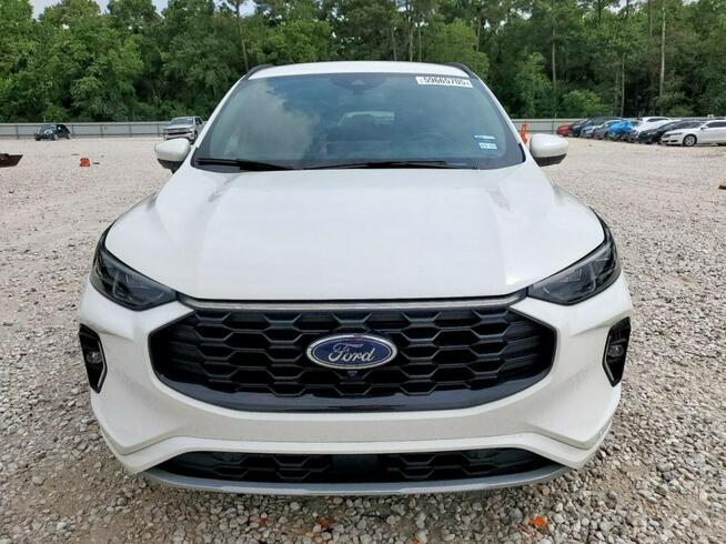 Ford Kuga / 4x4 / 2.0 250KM / Bogate wyposażenie / Tarnów - zdjęcie 3