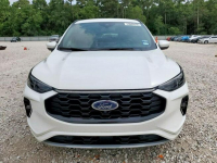 Ford Kuga / 4x4 / 2.0 250KM / Bogate wyposażenie / Tarnów - zdjęcie 3
