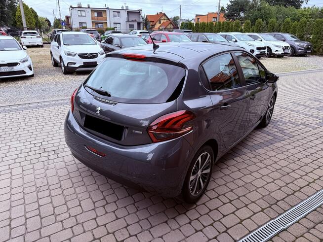 Peugeot 208 1,2 82KM  Klimatronik  Kamera  Panorama Orzech - zdjęcie 7