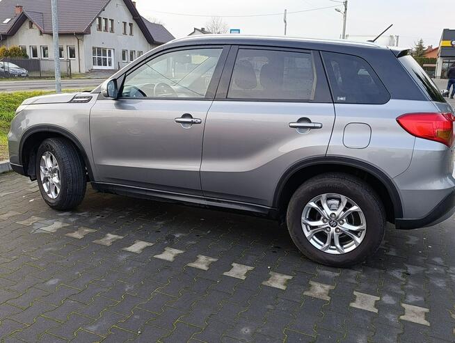 Suzuki Vitara Kamera  4x4  Nawigacja  Bezwypadkowa Dulowa - zdjęcie 4