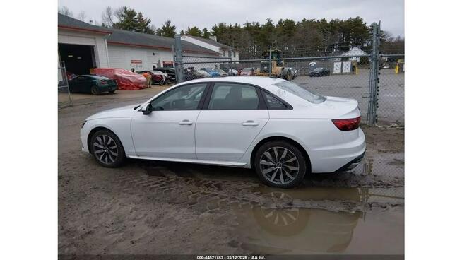 Audi A4 / Quattro / S-Line / mała szkoda Tarnów - zdjęcie 5