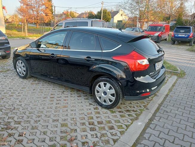 Śliczny! Ford Focus 1.6 TDCi DPF Start-Stopp-System Ambiente Kraków - zdjęcie 1