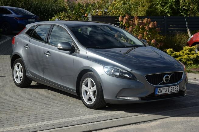 Volvo V40 2.0D 2016r Navi Oryginalny Lakier Sprowadzony Opłacony Tarnogród - zdjęcie 3