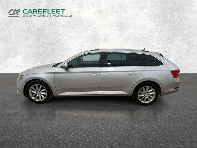 Skoda Superb 2.0 TDI SCR Ambition DSG Kombi Warszawa - zdjęcie 8