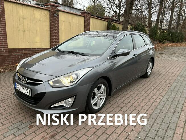 Hyundai i40 1.6 benzyna bezwypadkowy niski przebieg super stan Słupsk - zdjęcie 1