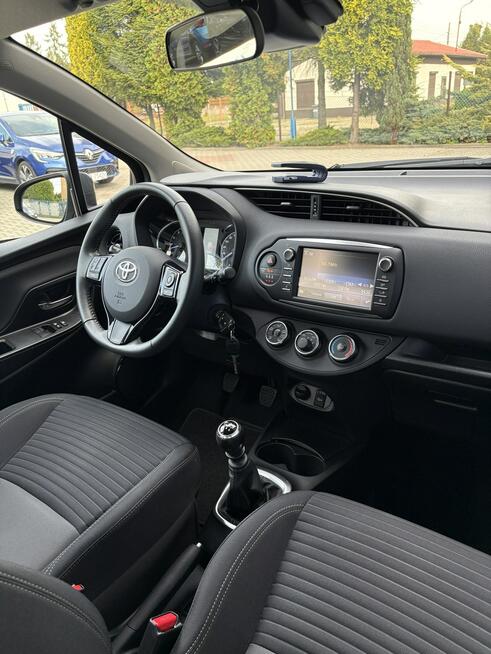 Toyota Yaris 1.5 Kamera, Podgrzewane fotele Tarnowskie Góry - zdjęcie 10