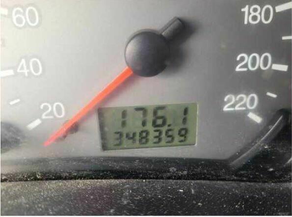 Syndyk sprzeda samochód Ford Focus, 2002 r. Kłodzino - zdjęcie 9