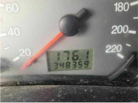 Syndyk sprzeda samochód Ford Focus, 2002 r. Kłodzino - zdjęcie 9