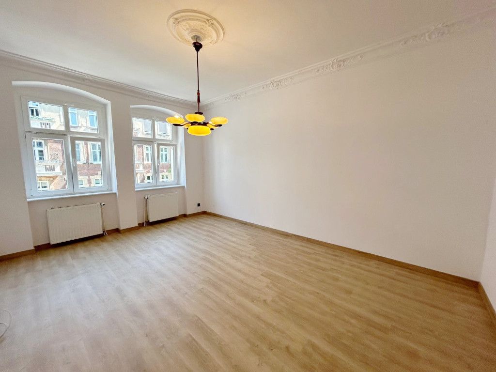 Przestronne mieszkanie w kamienicy - po remoncie! Jeżyce - zdjęcie 1