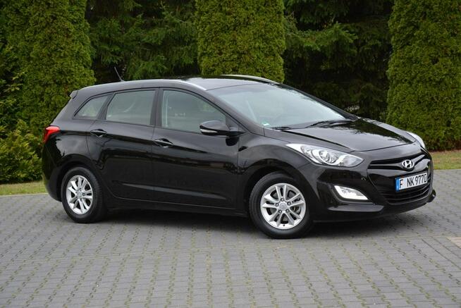 Hyundai i30 Ledy Klimatronic Parktronic grzane fotele Hak z Niemiec Ostrów Mazowiecka - zdjęcie 9