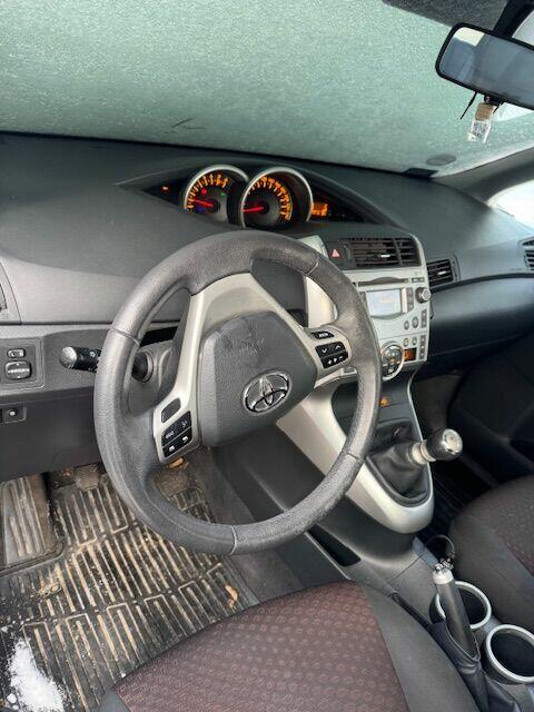 TOYOTA Verso 1.8 2010 r. od syndyka Warszawa - zdjęcie 3
