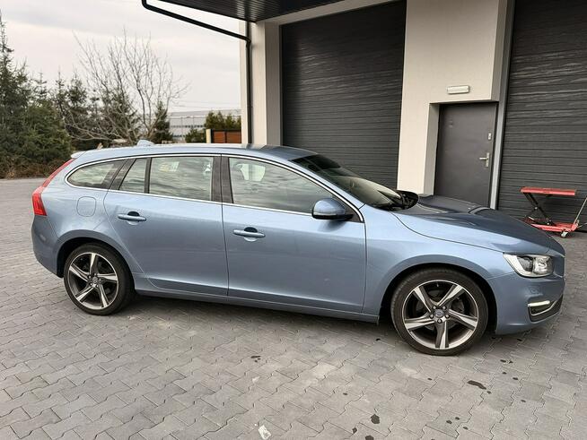 VOLVO V60- 2.0- 190 KM- 2017r.- 23%FV VAT Grodzisk Mazowiecki - zdjęcie 6