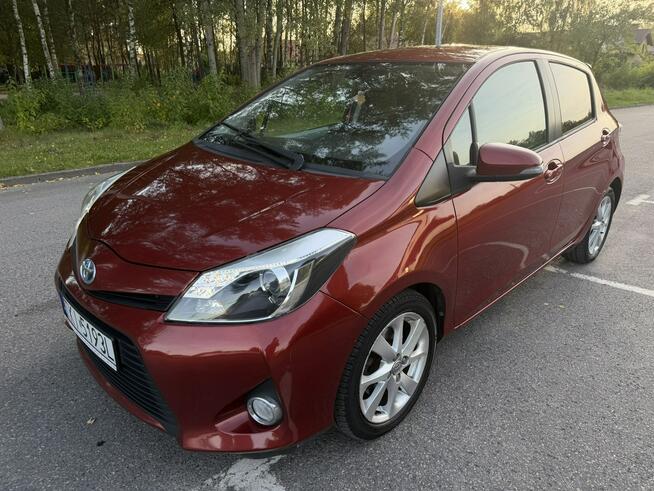 Toyota Yaris 1.5Hybrid Kamera Navi Keyless LED Alu Prywatny Końskie - zdjęcie 1