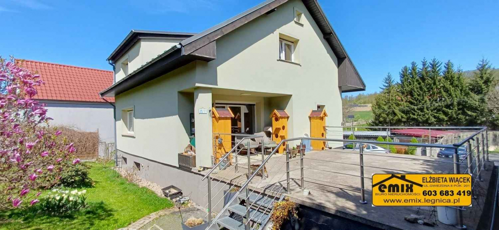 Piękny dom z tarasem, ogrodem i garażem, w Wilkowie k. Złotoryi Złotoryja - zdjęcie 2
