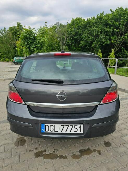 Opel Astra Klimatyzacja - 2009r - 1.6 Głogów - zdjęcie 3