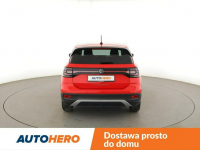 Volkswagen T-Cross PDC grzane fotele climatronic Warszawa - zdjęcie 6