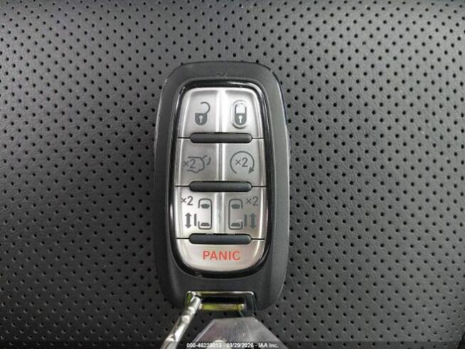 2027 CHRYSLER PACIFICA LIMITED Sulejówek - zdjęcie 12