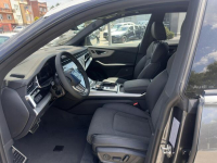 Audi Q8 e-hybrid quattro 360 KM tiptronic Radom - zdjęcie 8