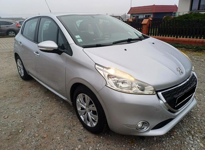 Peugeot 208 1.6 HDi  92KM Suchorzew - zdjęcie 2