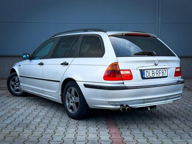 BMW 318 Touring 2.0 16V 143KM Hak Alufelgi Klimatyzacja Wrocław - zdjęcie 3