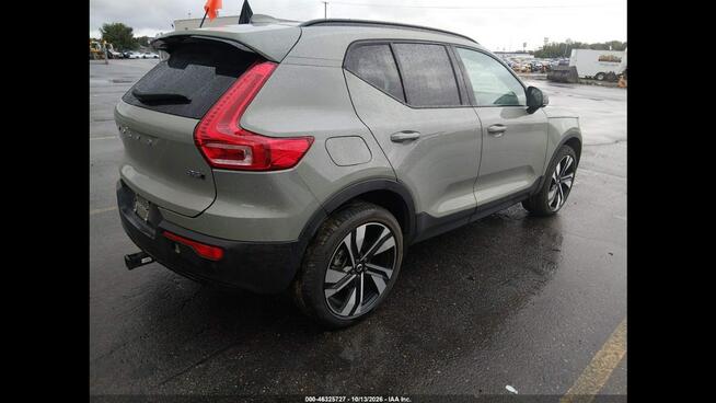 Volvo XC 40 ULTIMATE DARK THEME / AWD / B5 / niski przebieg Warszawa - zdjęcie 6