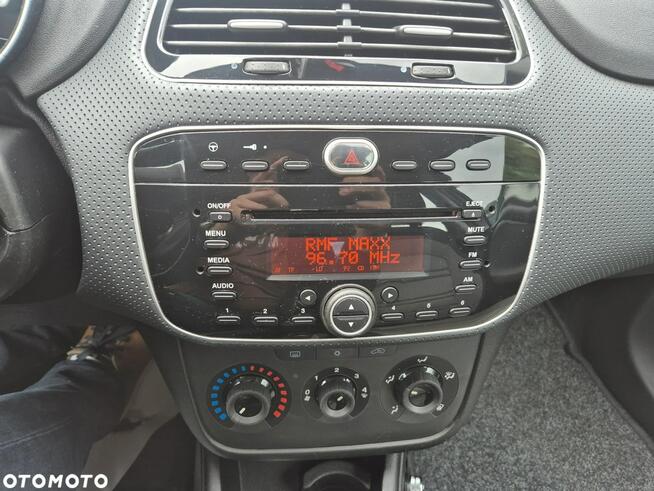 Fiat Punto Klima 2x koła doinwestowany stan bdb PDC Bezwyp Kraków - zdjęcie 9