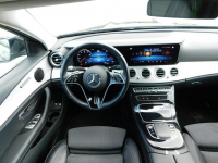 Mercedes E 320 z Gwarancją Bezwypadkowy Model 2022r Żyrardów - zdjęcie 9