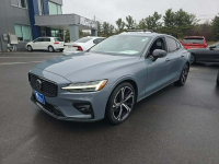 Volvo S60 AWD / niski przebieg / automat