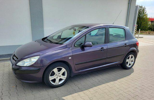 Sprzedam samochód osobowy Wrocław - zdjęcie 2