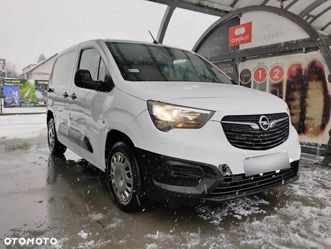 Opel COMBO 2019r, 1.5 CDTI. Lekko przetarty bok. Jeździ Kraków - zdjęcie 1