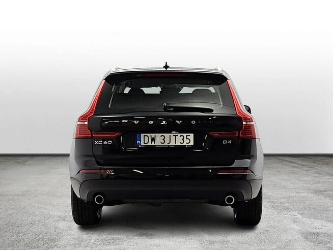 Volvo XC 60 D4 Momentum Pro aut ! Z Polskiego Salonu ! Faktura VAT ! Warszawa - zdjęcie 4