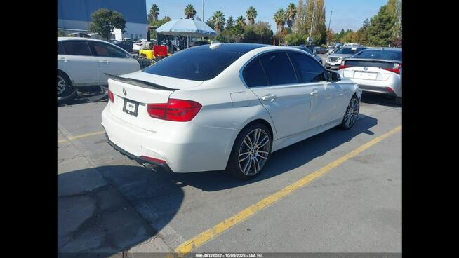 BMW 330 M-Pakiet / Bardzo zadbany / niski przebieg Tarnów - zdjęcie 4