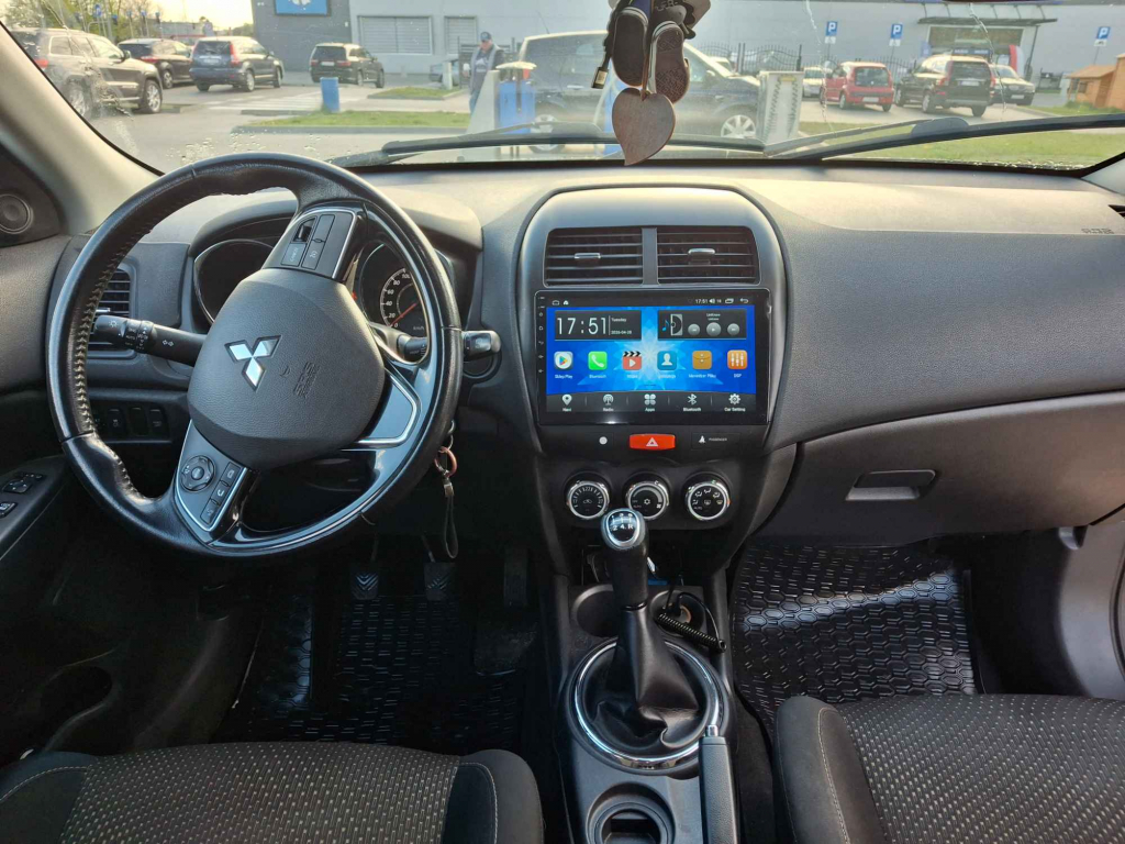 Sprzedam Mitsubishi ASX 1.6 benzyna 116 KM  2016r Zamość - zdjęcie 6