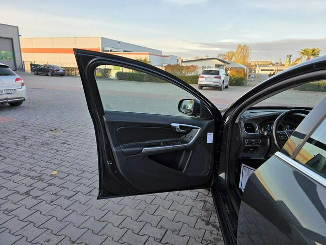 Volvo V60 2.4 D6 Plug-IN Hybrid Nawigacja Klimatronik możliwa ZAMIANA Rawa Mazowiecka - zdjęcie 10