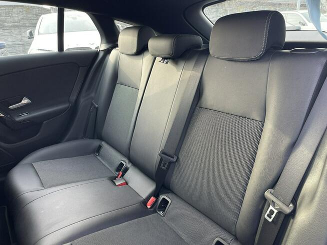 Mercedes CLA 180 Automat Skóra Podgrzewanie Kamera Gliwice - zdjęcie 11