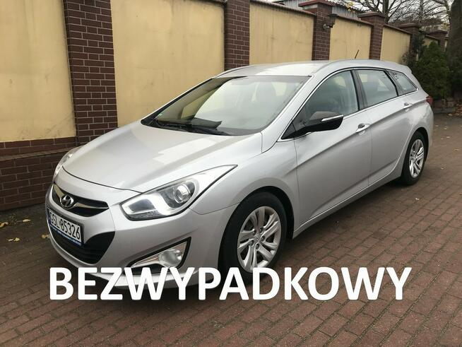 Hyundai i40 1,6 benzyna bezwypadkowy serwis Słupsk - zdjęcie 1