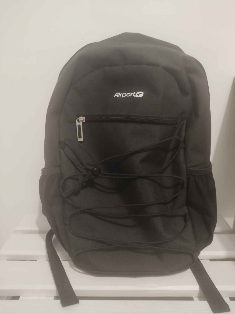 Używany plecak airport Rzeszów - zdjęcie 1