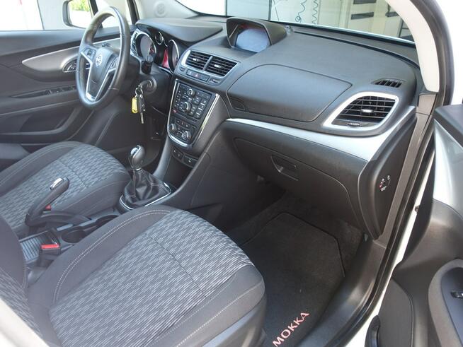 Opel Mokka 1,6i Klima Alu Navi Opłacony Światła dzienne VIP Gwarancja Częstochowa - zdjęcie 12