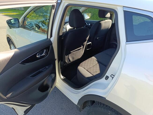 Nissan Qashqai 1.6Dci 130Km 2017e Xtronic Dzierżoniów - zdjęcie 9