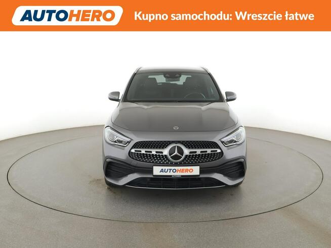 Mercedes GLA 250 phev amg line kamera grzane fotele ambient auto klima Warszawa - zdjęcie 11