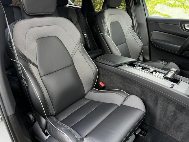 Volvo XC 60 R-design Faktura VAT 23% Tarnowskie Góry - zdjęcie 8
