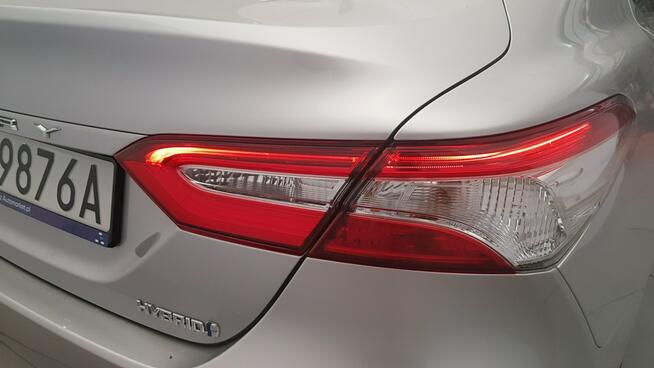 Toyota Camry 2.5 Hybrid Comfort CVT ! Z Polskiego Salonu ! FV 23 % ! Warszawa - zdjęcie 12