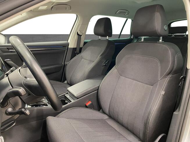 Skoda Superb 2.0 TDI SCR STYLE 4X4 DSG Warszawa - zdjęcie 10