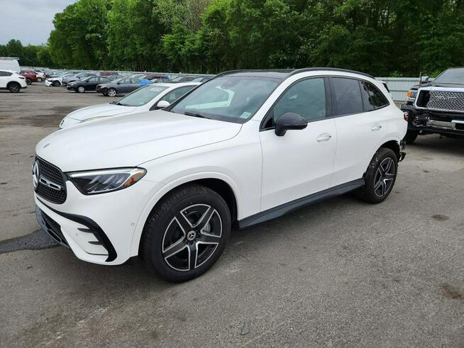 Mercedes GLC 300 4Matic / pakiet AMG / Auto jak nowe Wrocław - zdjęcie 1