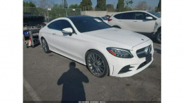 Mercedes C 300 / 2.0 258KM / niski przebieg / automat /
