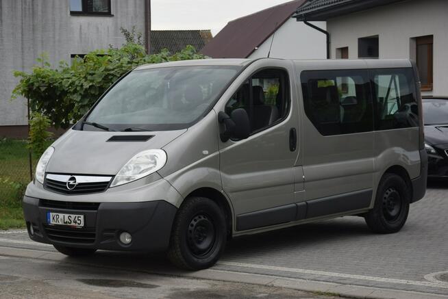 Opel Vivaro 2.0D Trafic 9 Osobowy Klima Hak 2013r Sprowadzony Opłacony Tarnogród - zdjęcie 4