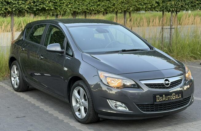 Opel Astra Zwoleń - zdjęcie 6